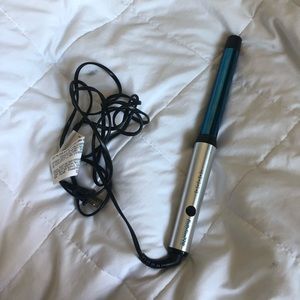 COPY - NWOT BaBylissPro Nano Titanium Curling Wand